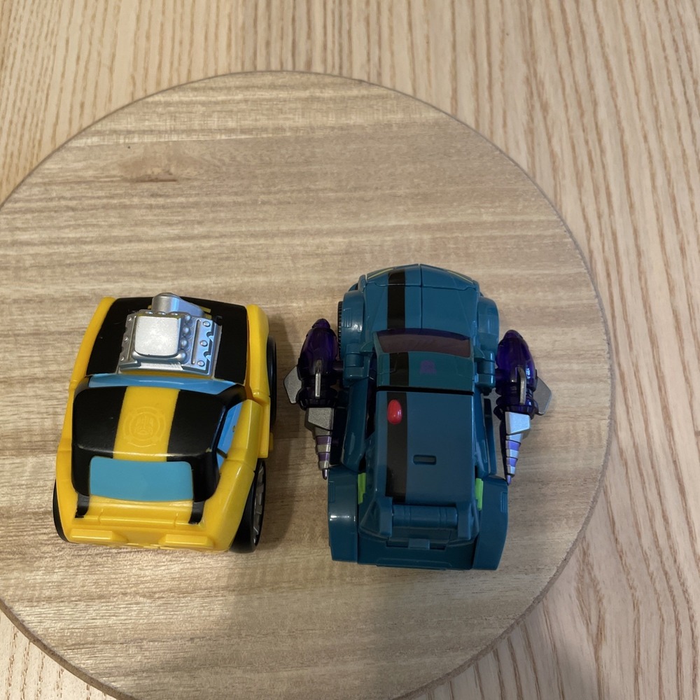 Transformers Lot 2 Bumblebee Rescue Bots Flip Racers + Takara Tomy Waspinator - Picture 6 of 7